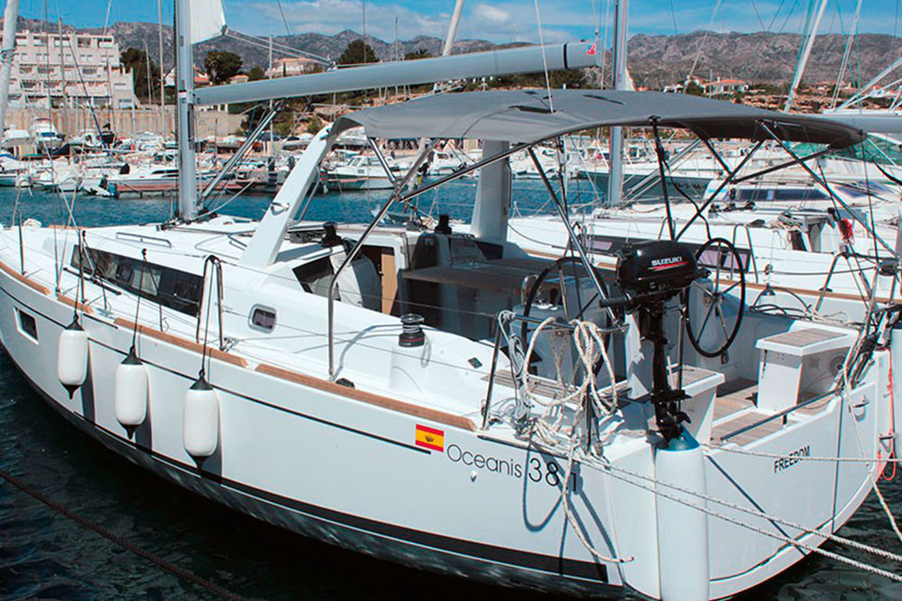 Beneteau Oceanis 38.1 FREEDOM