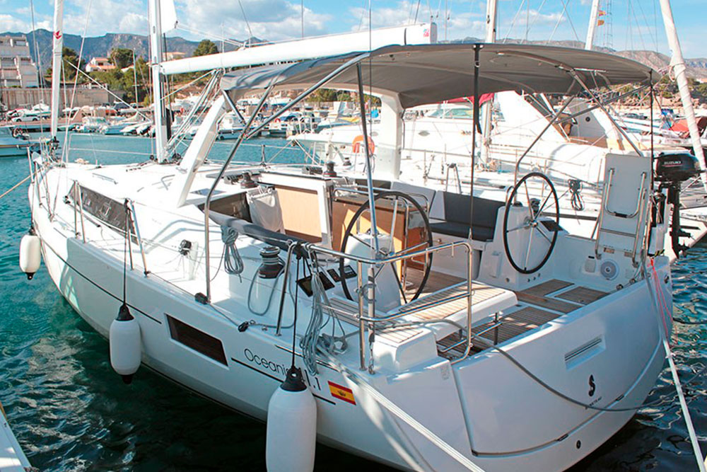 Beneteau Oceanis 41.1 – IBIZA