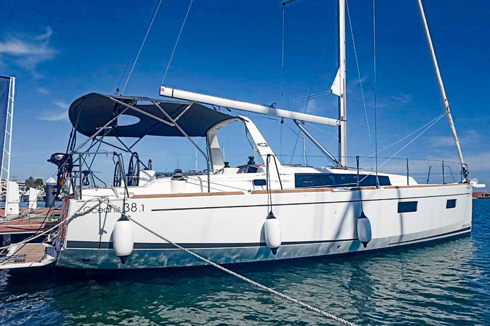 Beneteau Oceanis 38.1 – TRITON I