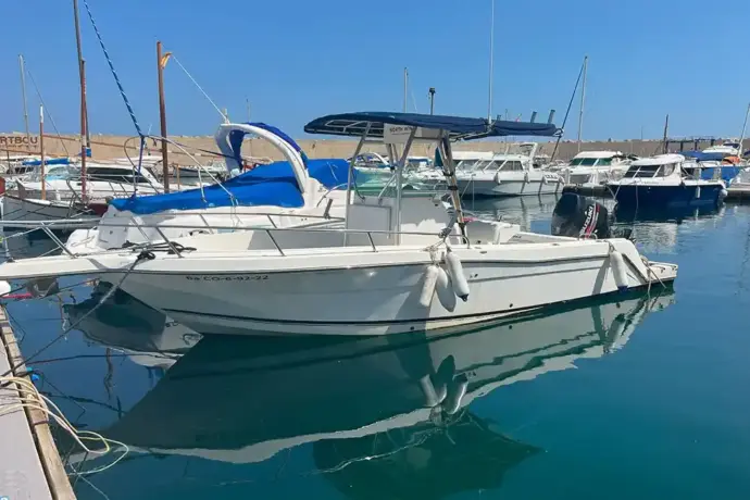 Robalo R270 Center Console